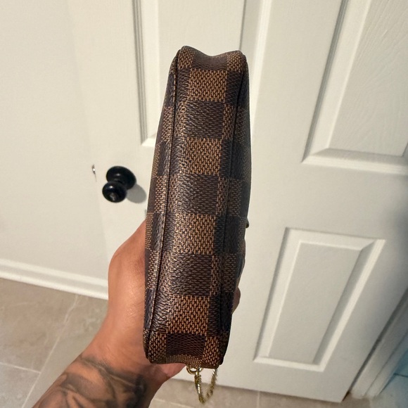Louis Vuitton Authentic Mini pochette,come with the box and dustbag readytoship - Picture 9 of 9